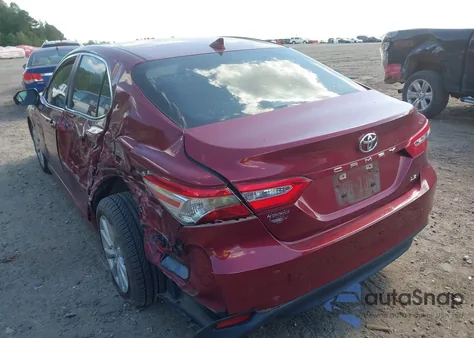 2020 Toyota Camry Le из США, поврежденный, VIN 4T1C11AK5LU901261